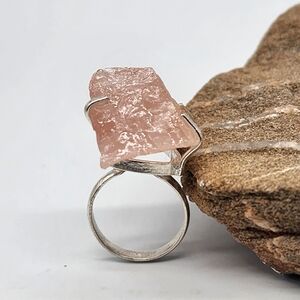 Free People Ariana Ost Jewelry Designer Silver Ring Raw Rose Quartz Crystal